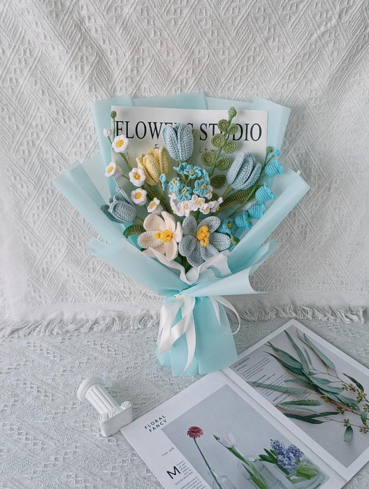Crochet Tulip Bouquet: Handmade Everlasting Floral Gift