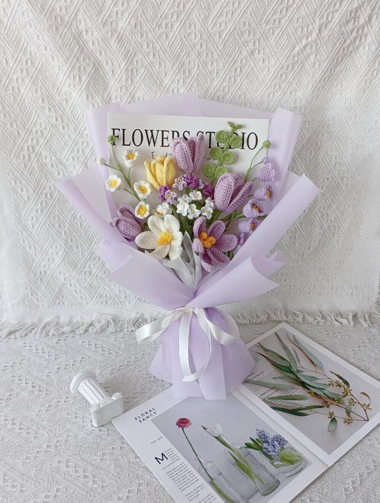 Crochet Tulip Bouquet: Handmade Everlasting Floral Gift