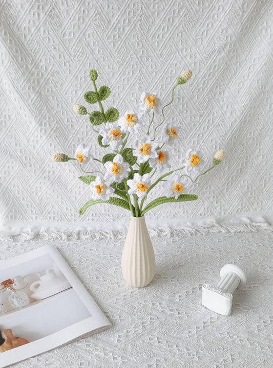 Crochet Daffodil Bouquet: Handmade December Birth Flower Gift