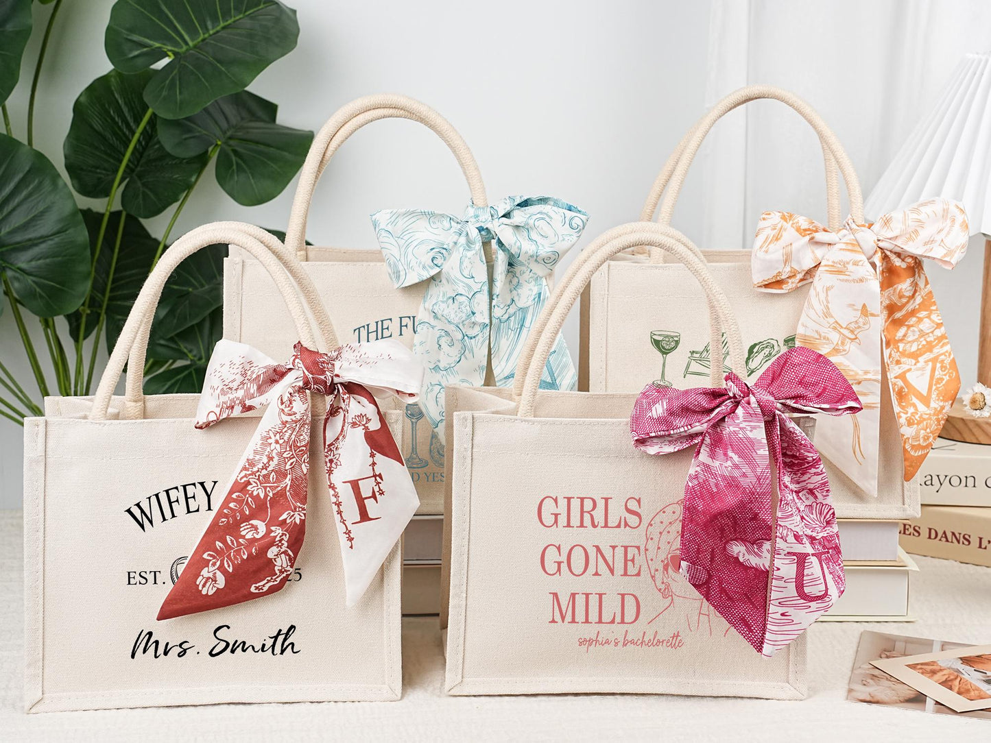 Personalized Bridesmaid Gift, Custom Tote Bag for Bachelorette Party, Bridal Party Gift, Wedding Weekend Bag, Club Bach Favors, Canvas Bag