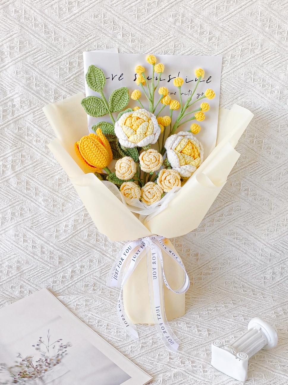 Handmade Crochet Flower Bouquet – Everlasting Rose Arrangement